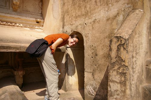 Joylani the giant in Orchha